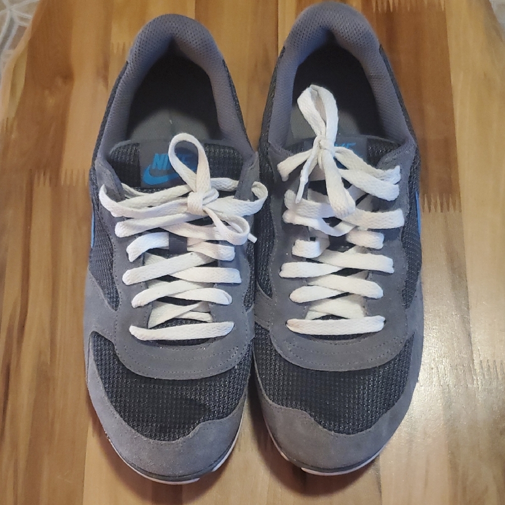 Nike Gray and Black Sneakers with Blue Logo